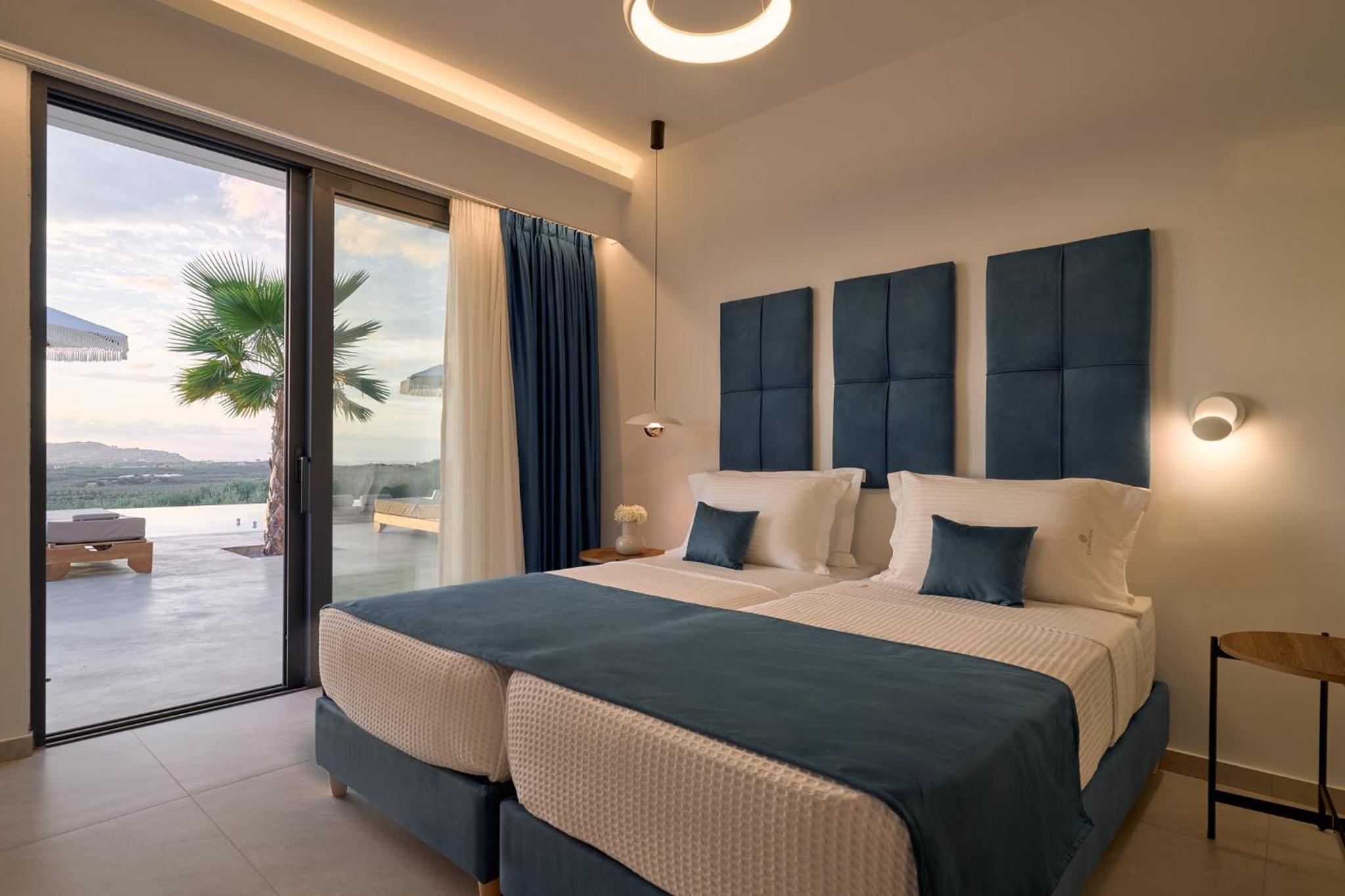 x2 Single Beds