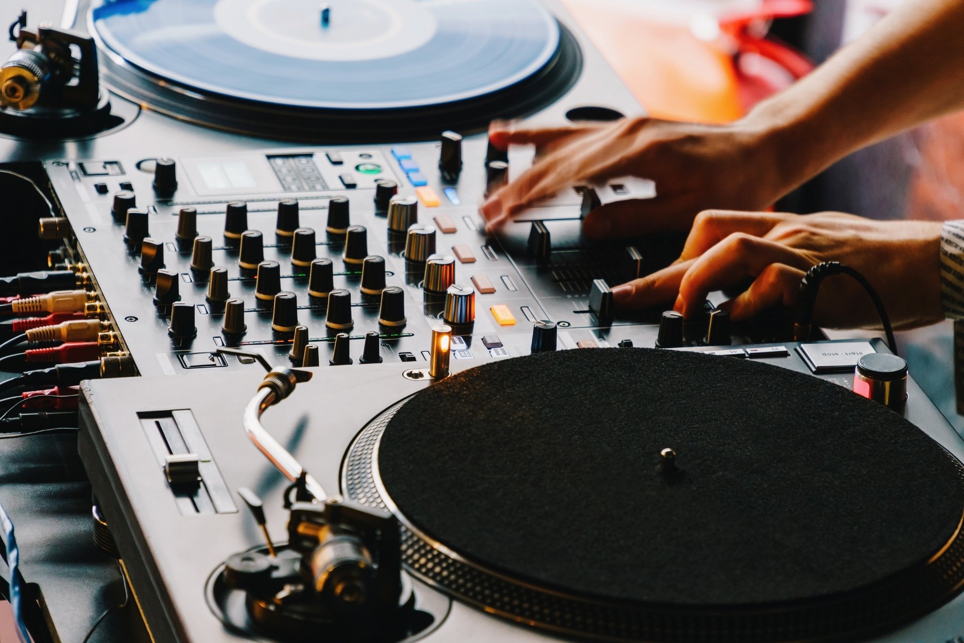 DJ Services MariosTz